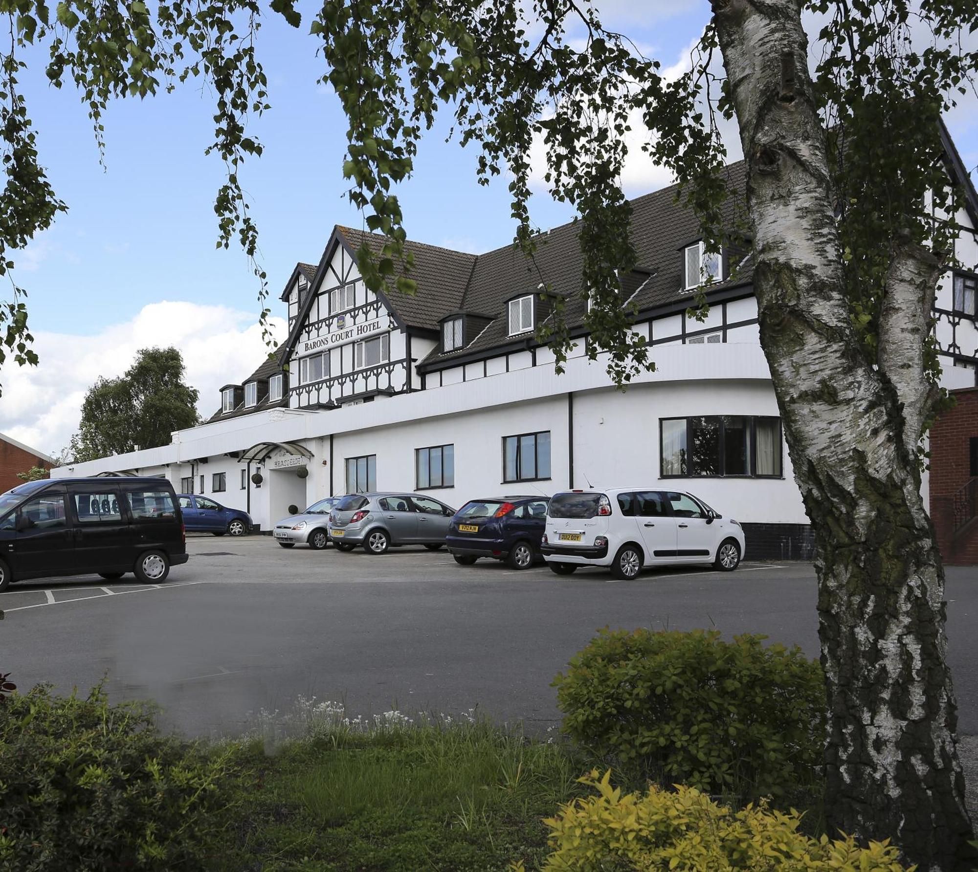 Barons Court Hotel Walsall Exterior foto